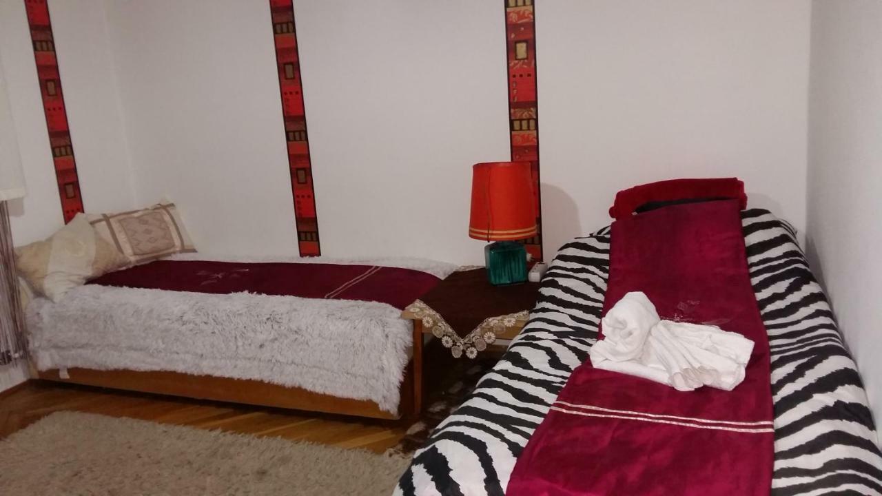 Heni Apartman ナジカニジャ エクステリア 写真